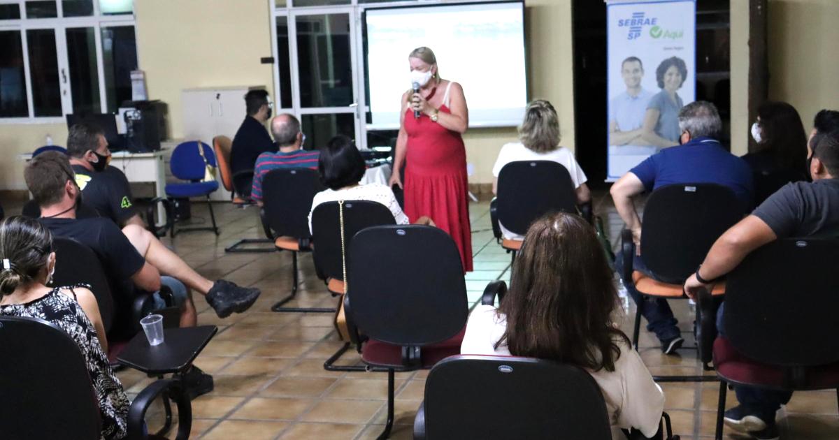 Prefeito reforça compromisso com o Turismo em reunião com Comtur de Serra Negra